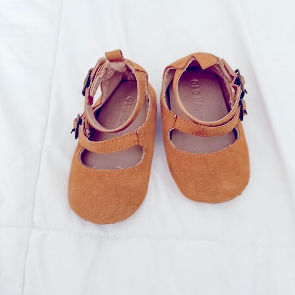 3/$20 Mary Jane Soft Sole Shoes | Old Navy | 3-6 months